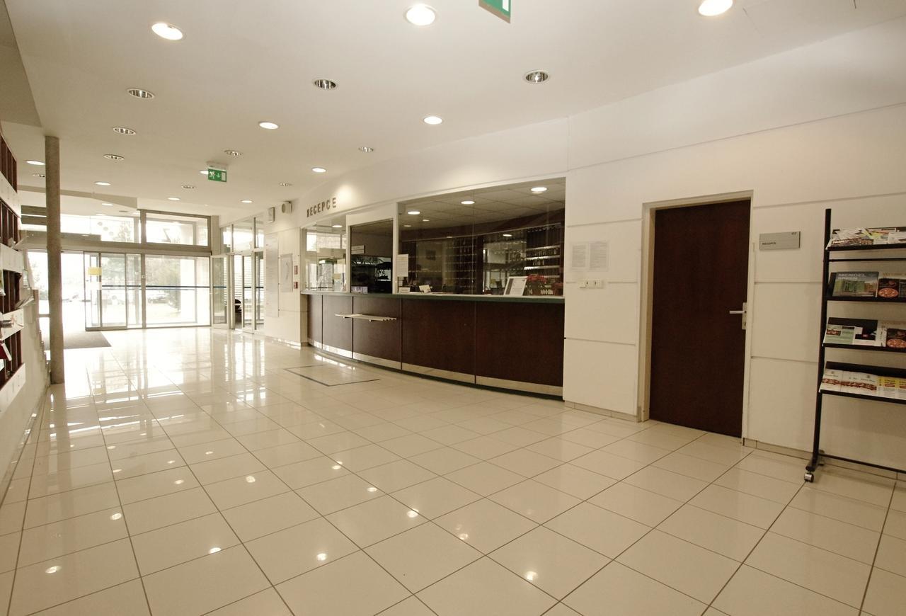 Kolej Akademie Ξενοδοχείο Μπρνο Εξωτερικό φωτογραφία
